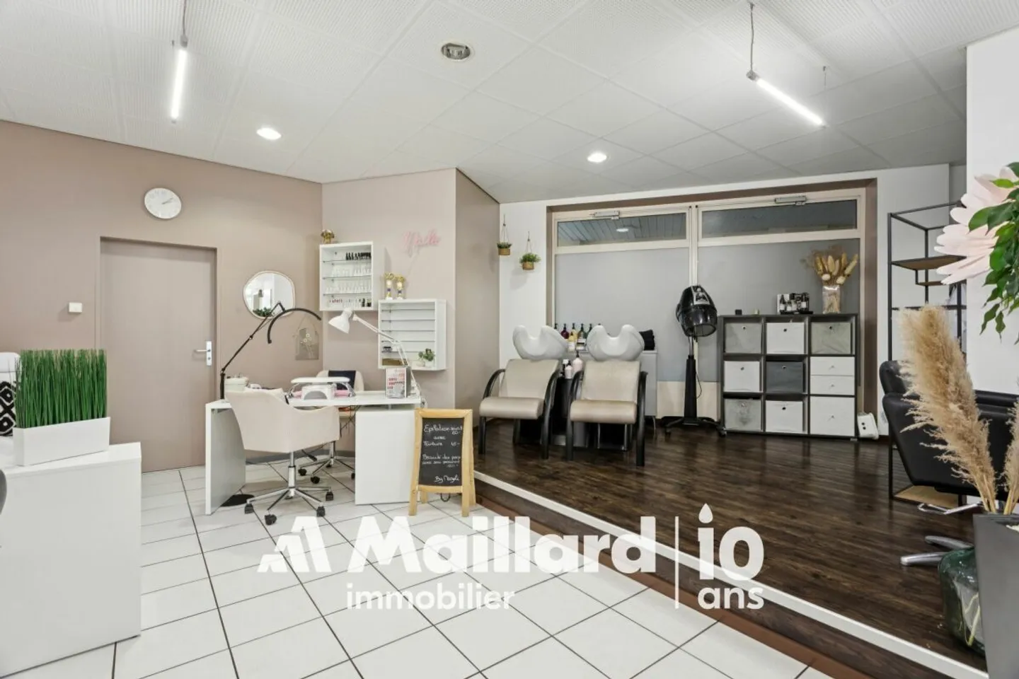 «Geschäftslokal in Bussigny» - Foto 1 von 13