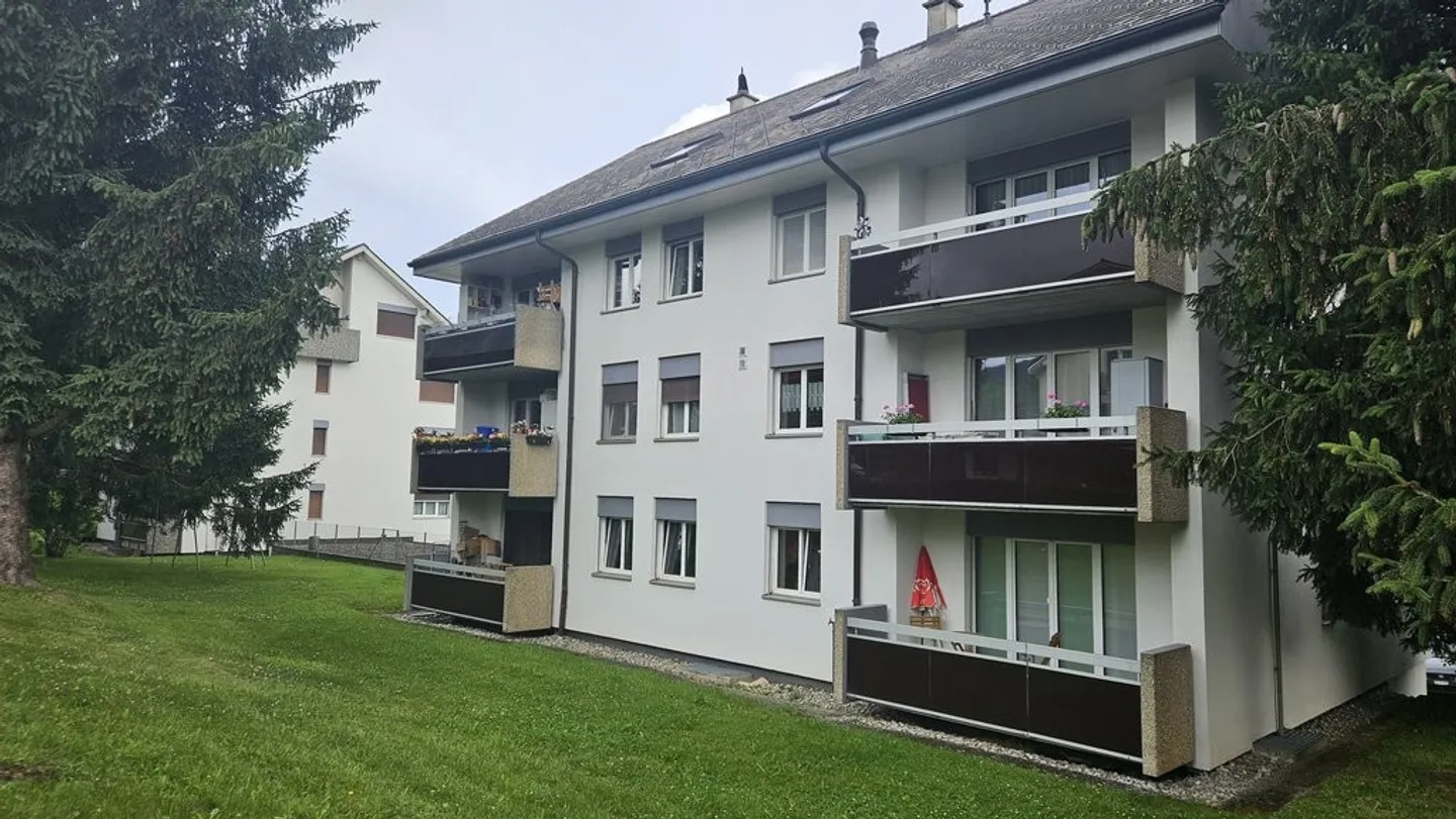 Appartamento di due e mezzo locali per CHF 1'210.-/mese, spese incluse - Foto 1 di 6