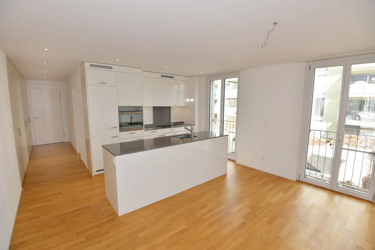 Situato in posizione centrale ma comunque nel verde - Foto 1 di 6