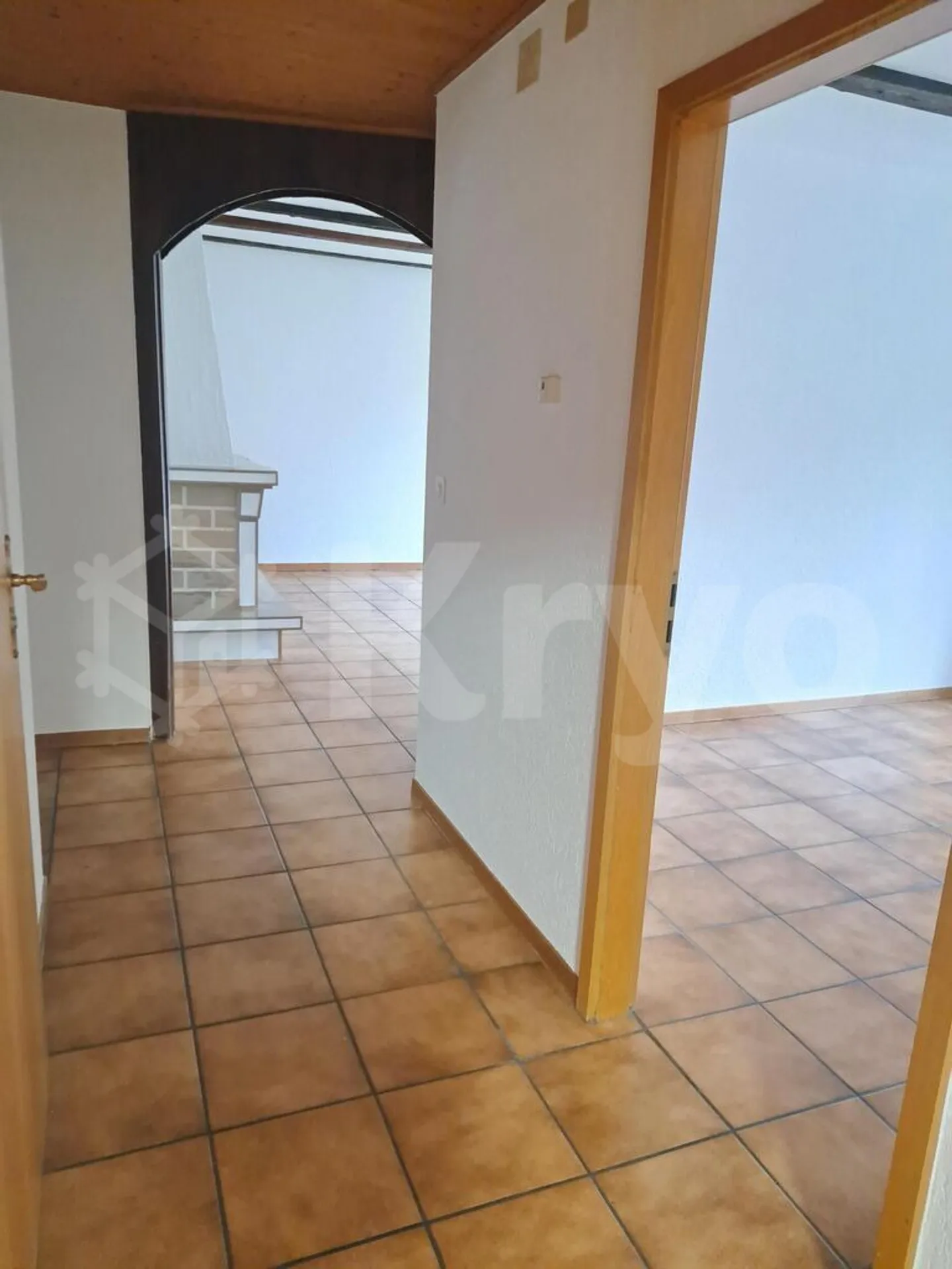 Appartamento di quattro stanze di 100 m2 al secondo piano senza ascensore - Foto 9 di 10