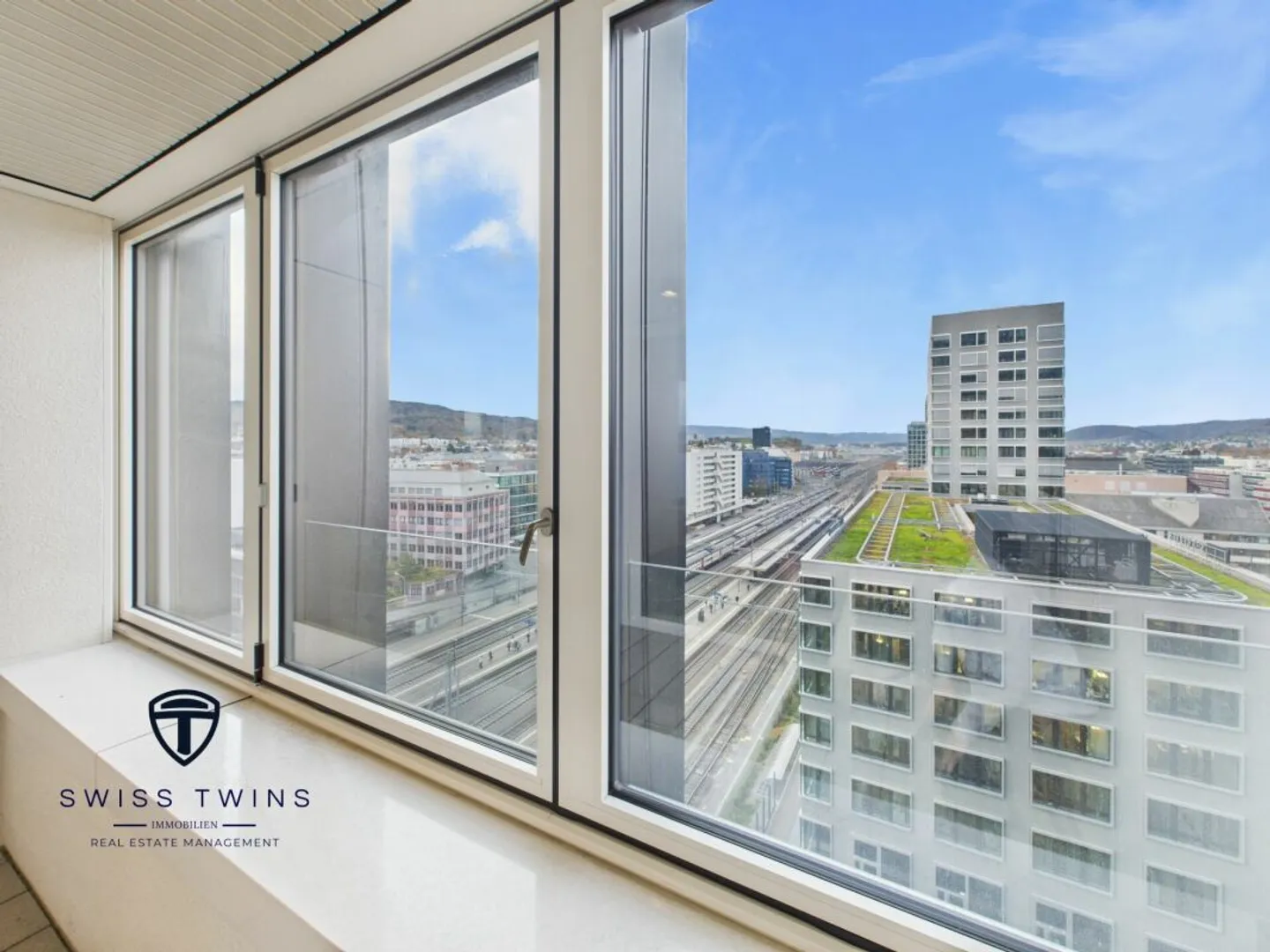 A Home Above the Clouds - Where Architecture Meets Emotion - Photo 11 of 15