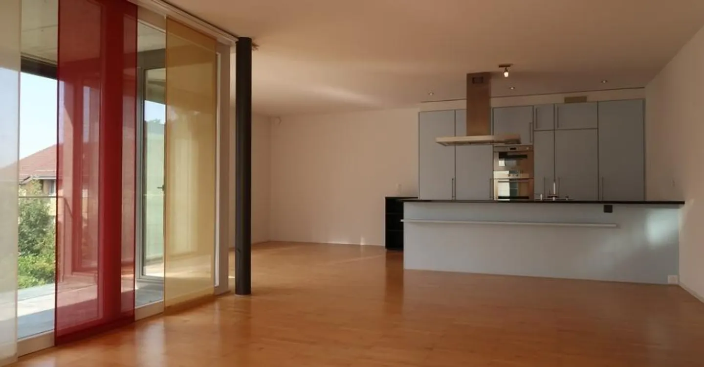 Appartamento di 3.5 locali in un quartiere tranquillo - Foto 3 di 8