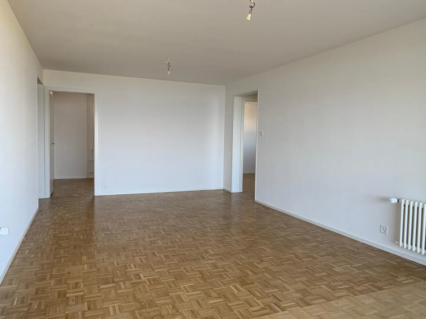 Schöne 4-Zimmer-Wohnung im 1. Stock mit herrlichem Blick auf den See - Foto 3 von 8