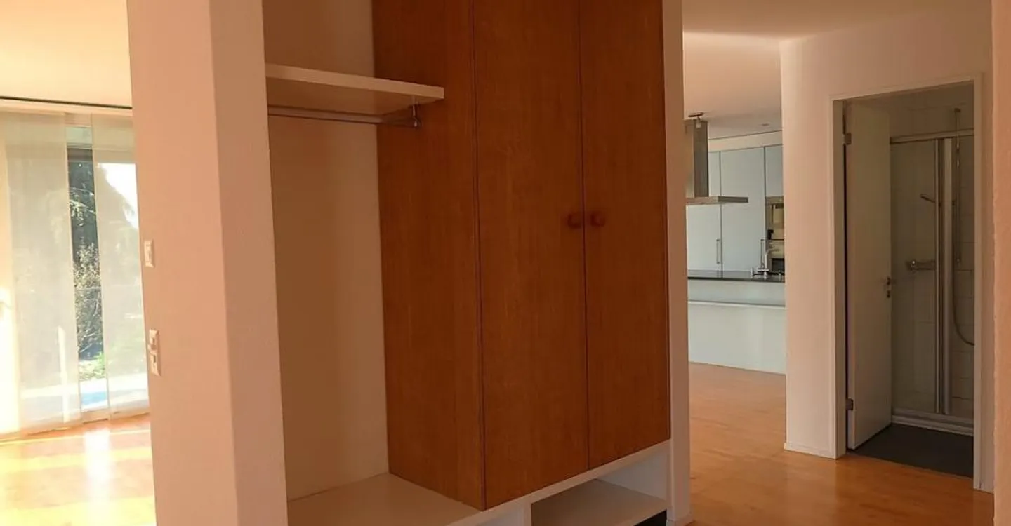 Appartamento di 3.5 locali in un quartiere tranquillo - Foto 4 di 8