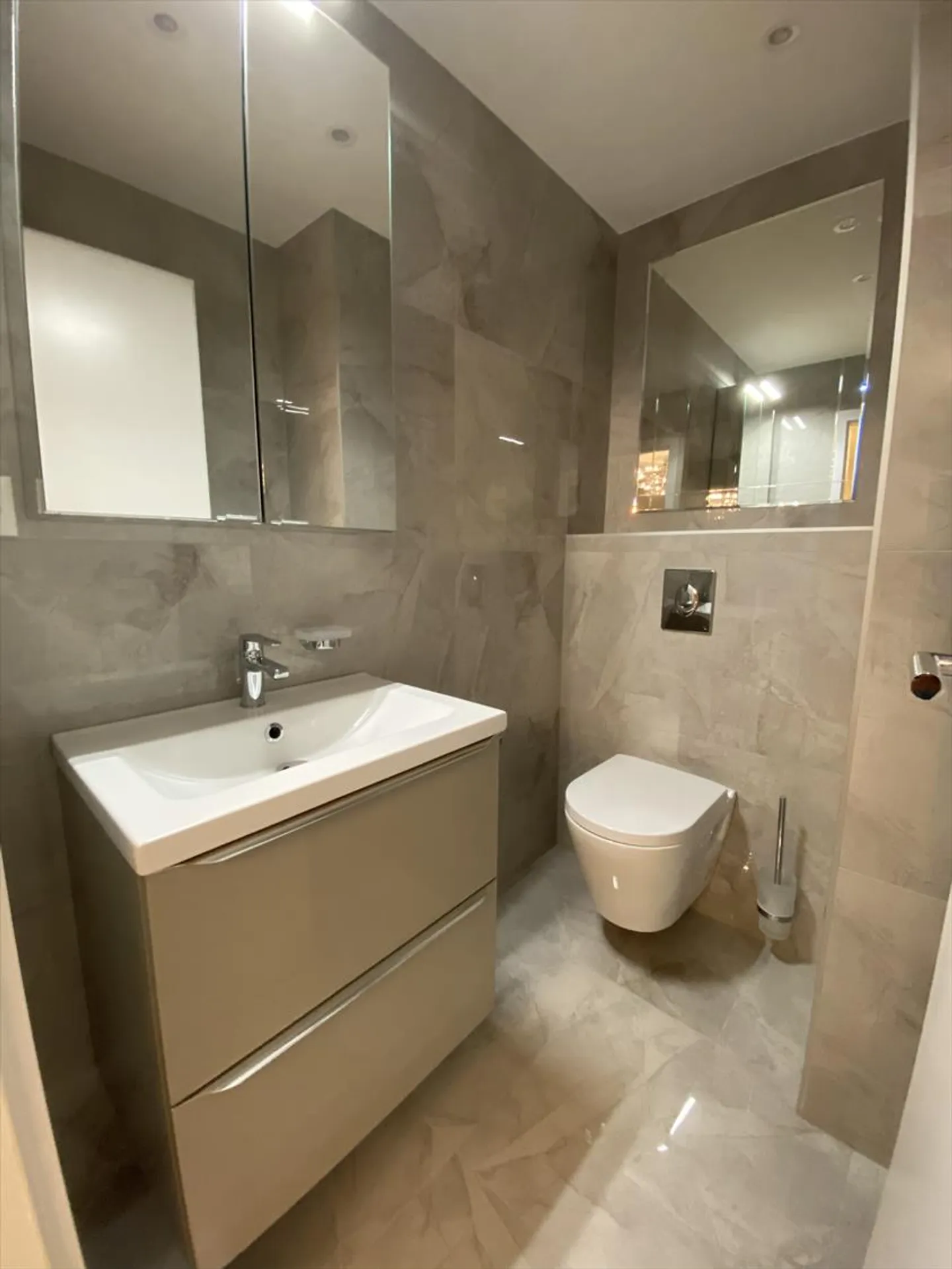 Appartamento 5.5 stanze - Foto 15 di 17
