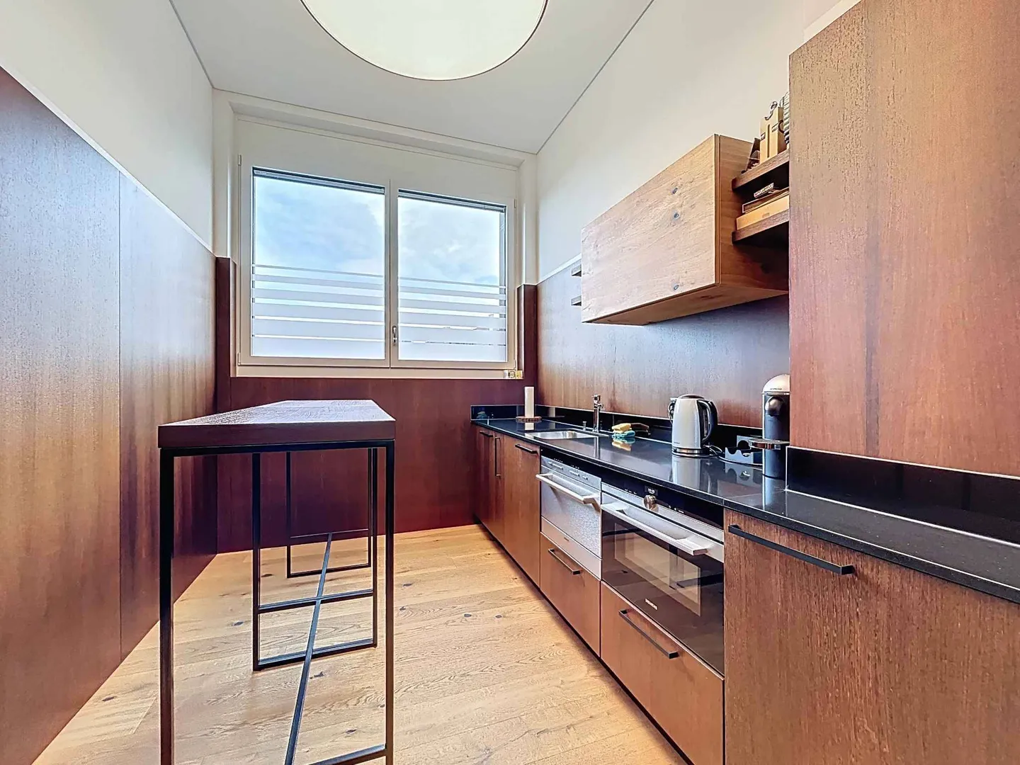 Superficie di 98 m² di spazio abitativo con terrazza, spazio versatile con grande potenziale - Foto 6 di 8