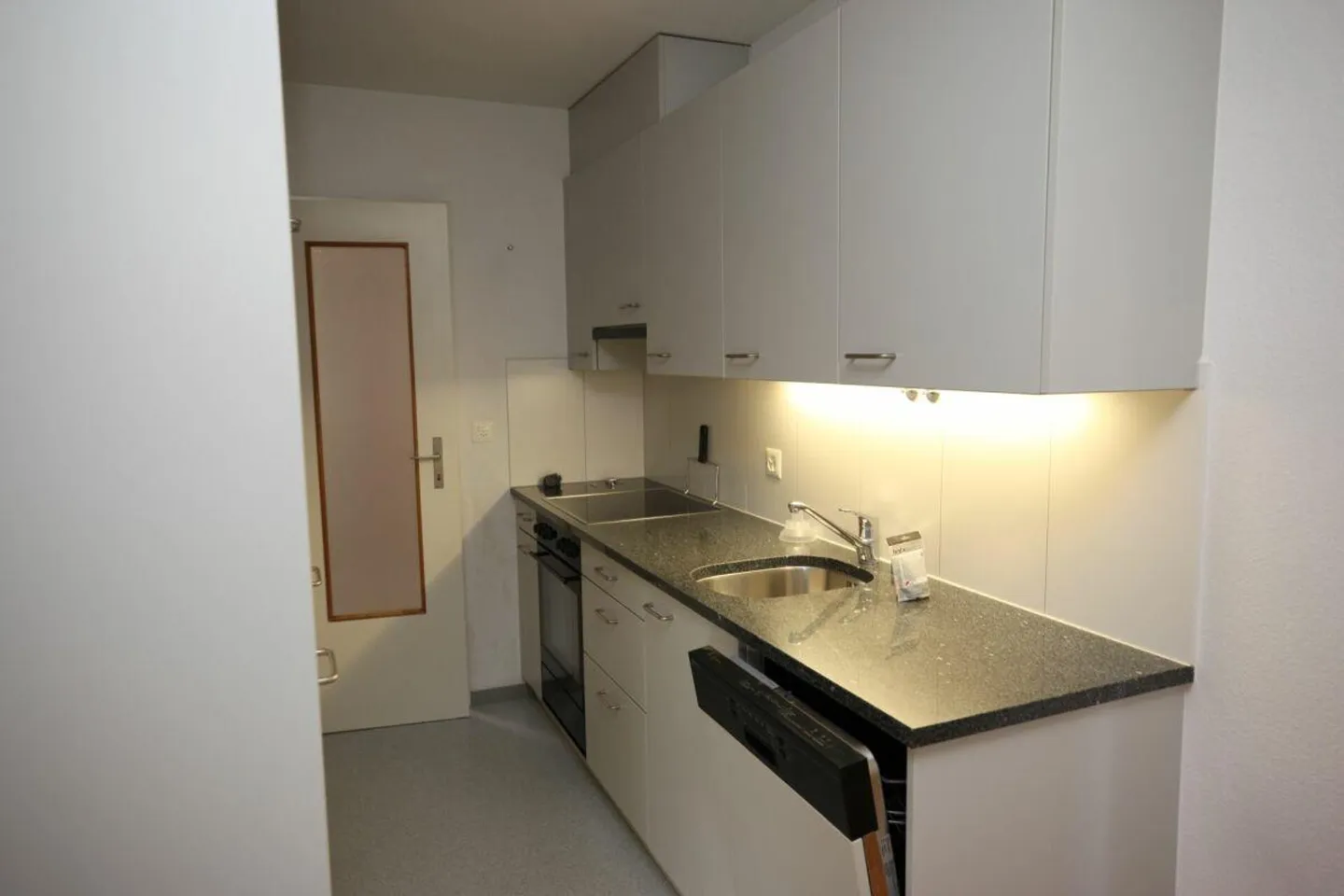 Attractive 3.5-room ground floor apartment in Ittigen - Photo 2 of 10