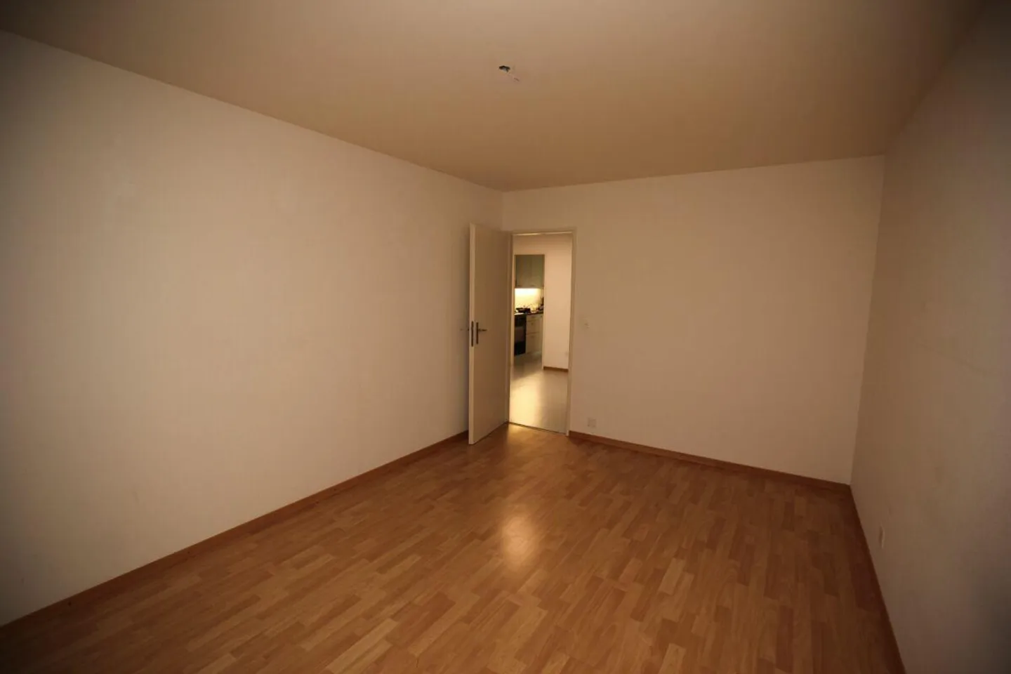 Attractive 3.5-room ground floor apartment in Ittigen - Photo 4 of 10