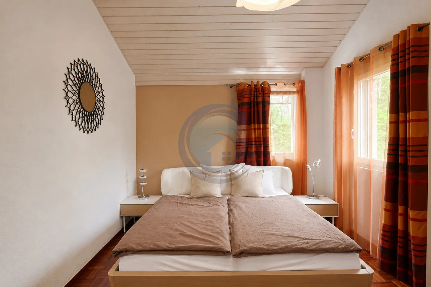Charming Semi-Detached Villa with Lake View - Photo 14 of 21