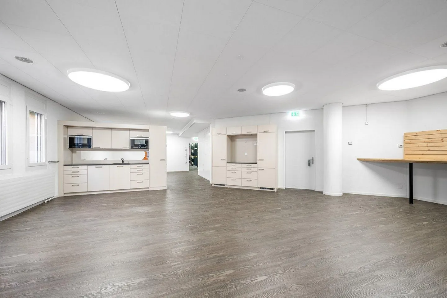 Espace de bureau temporaire dans un emplacement privilégié - 31.03.2027 - Photo 8 sur 10