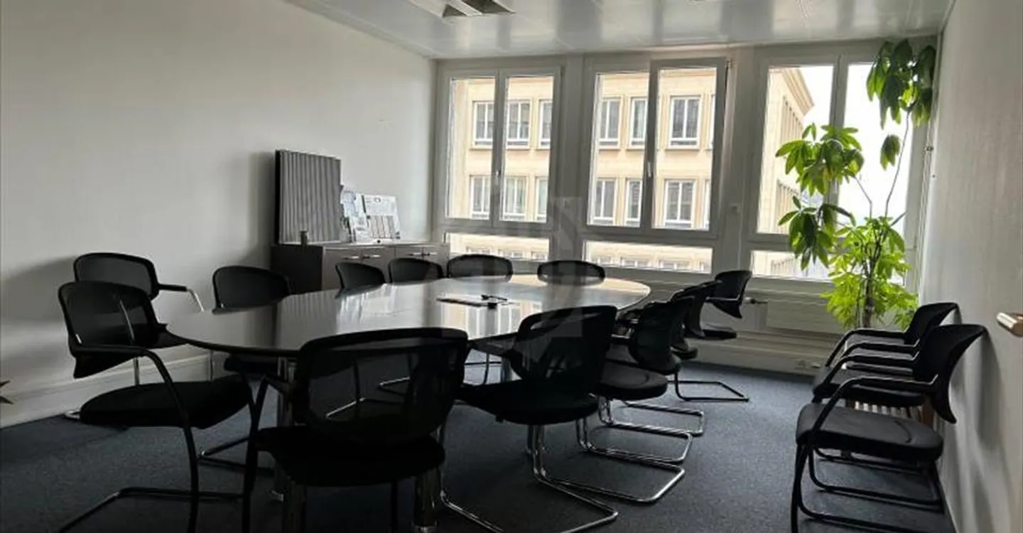 Office space for rent - Photo 4 of 6