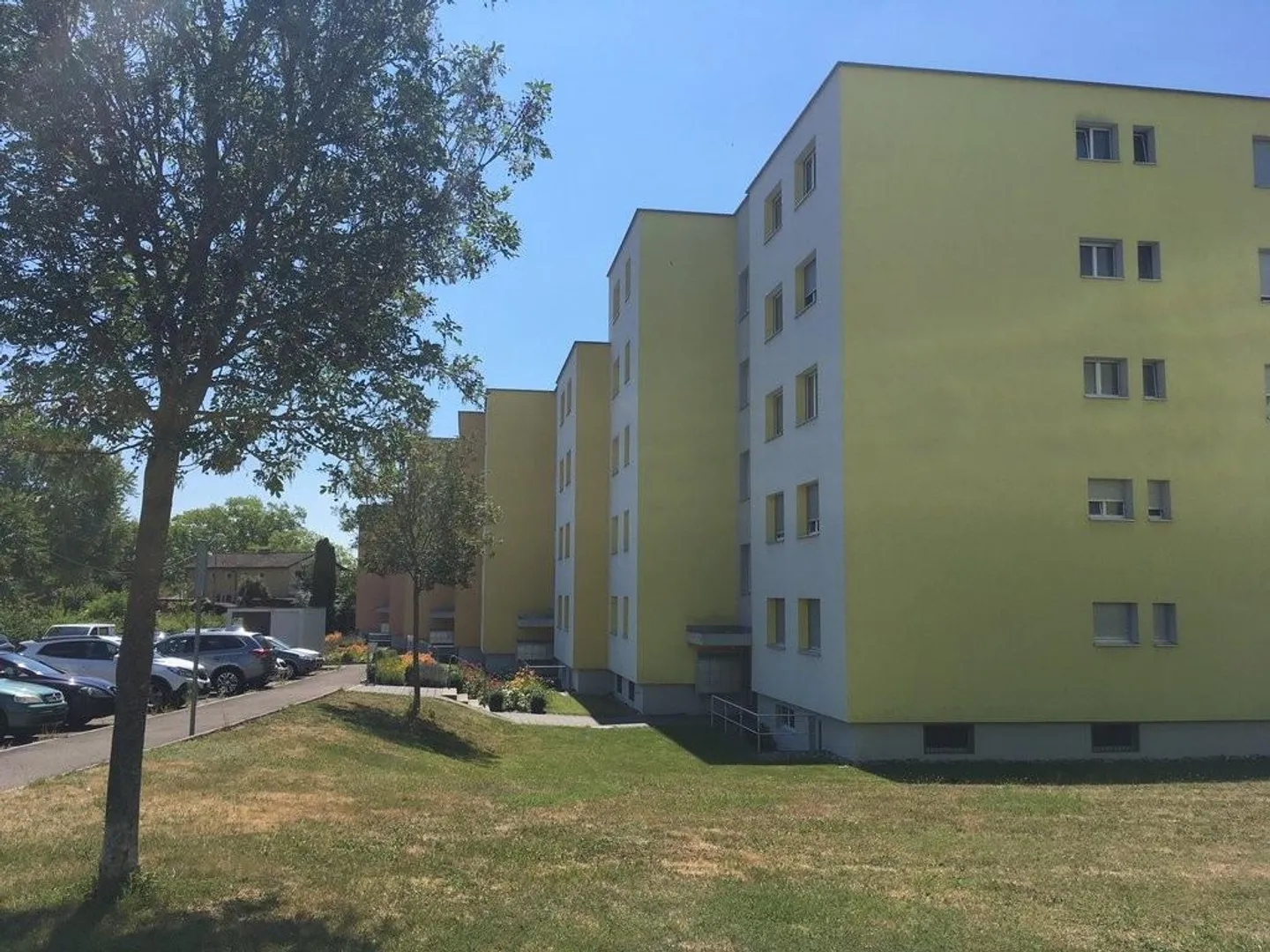 Charmante Wohnung mit sonnigem Balkon - Foto 1 von 8