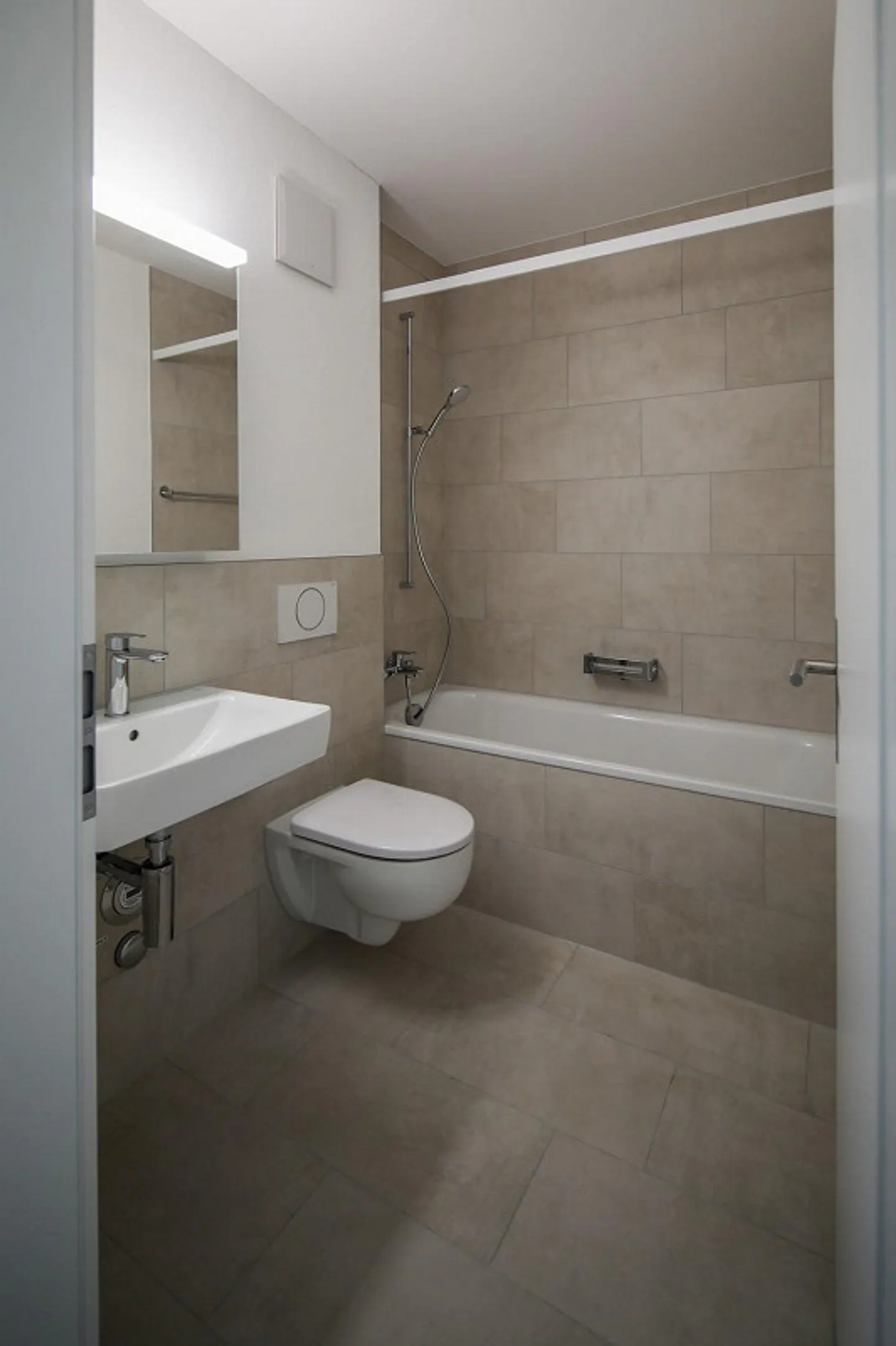Première occupation d'un appartement moderne de 3,5 pièces avec balcon spacieux ! - Photo 7 sur 8