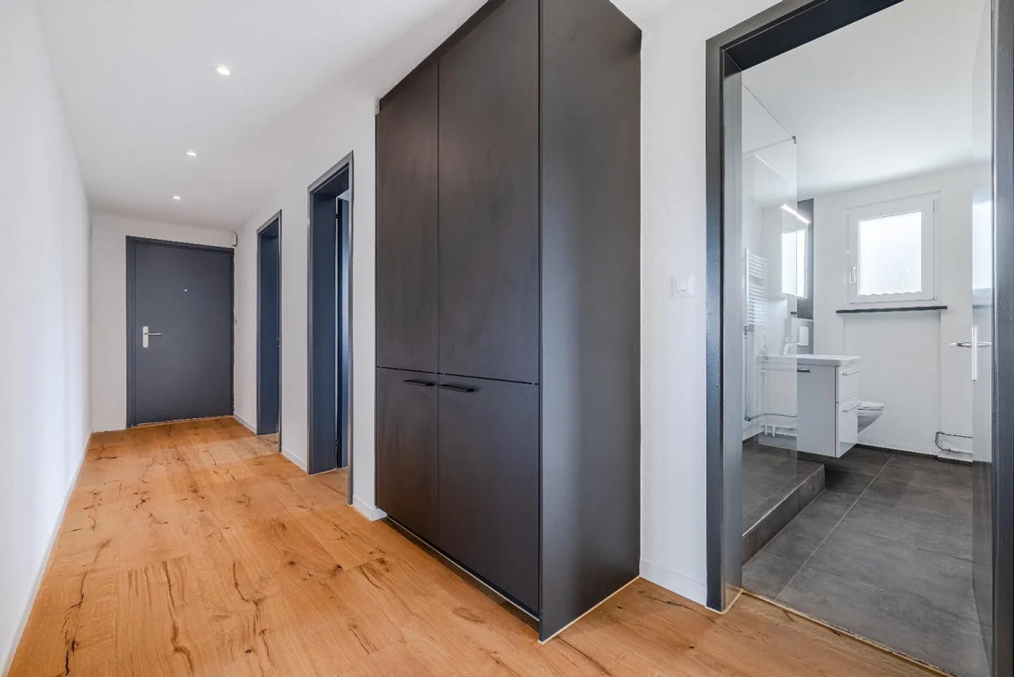 Moderne helle 4 Zi. Wohnung mit Weitblick in Gossau 🏠🌞 - Foto 1 von 11