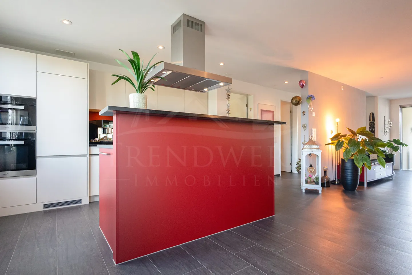 Modern 3.5-room condominium in Münchenbuchsee in a quiet location - Photo 3 of 16
