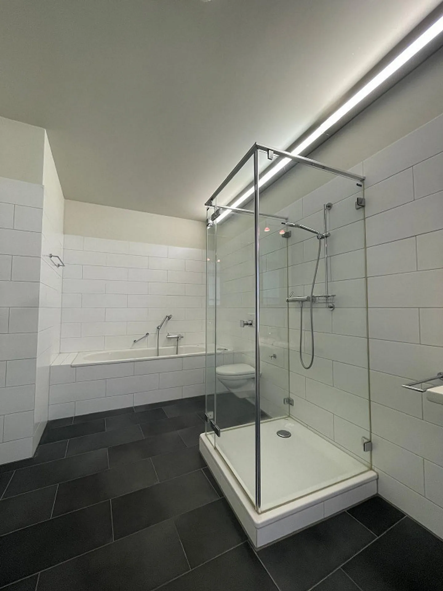 Incantevole appartamento con 3 camere nella pittoresca città vecchia di Berna - Foto 4 di 10