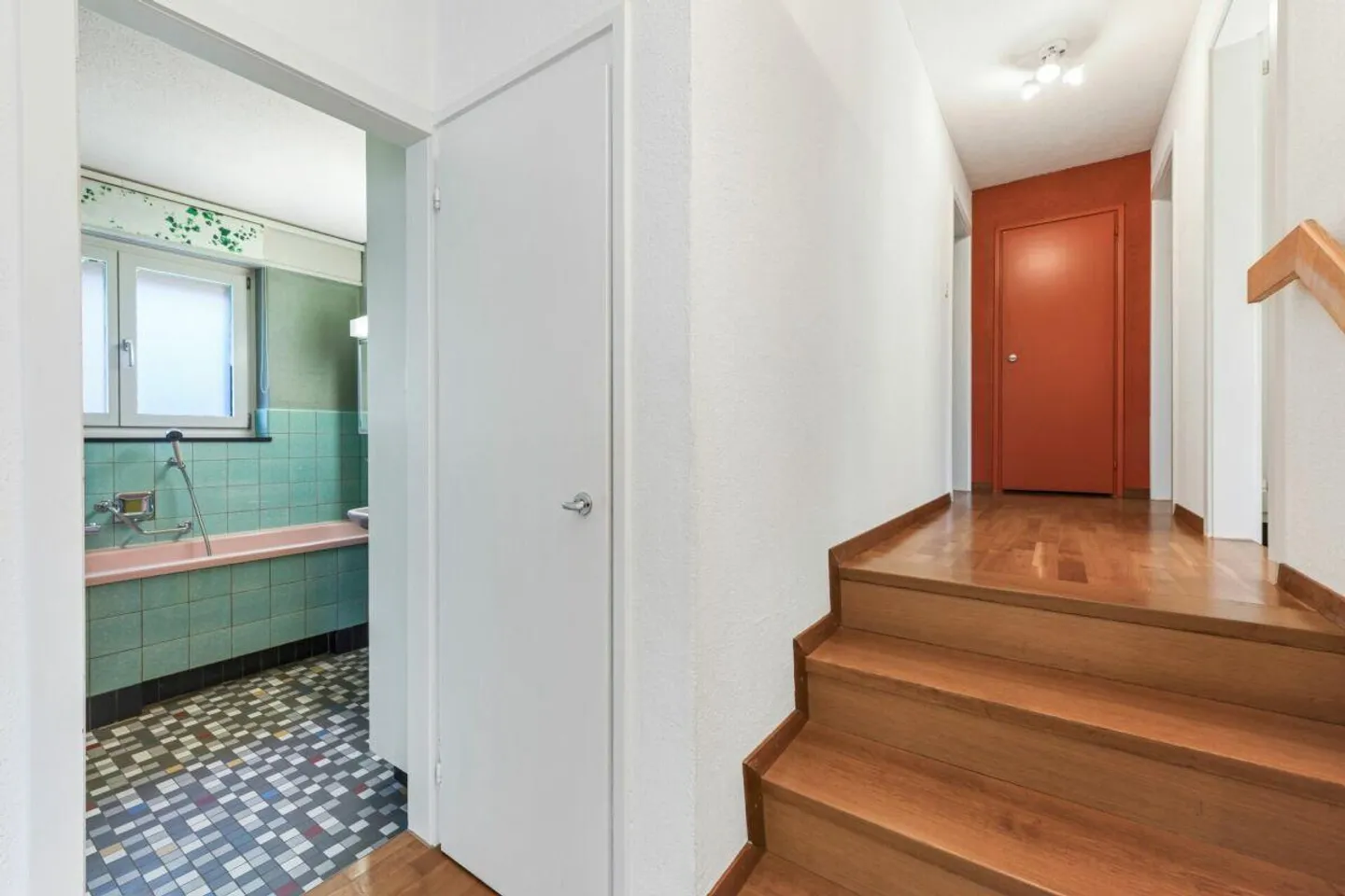 Living with Charm: Detached Villa with Large Garden in a Quiet Location in Goldach - Photo 5 of 30