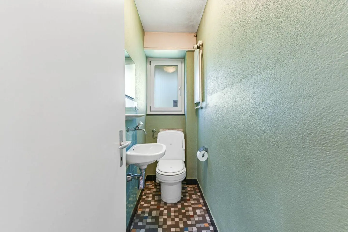 Living with Charm: Detached Villa with Large Garden in a Quiet Location in Goldach - Photo 7 of 30