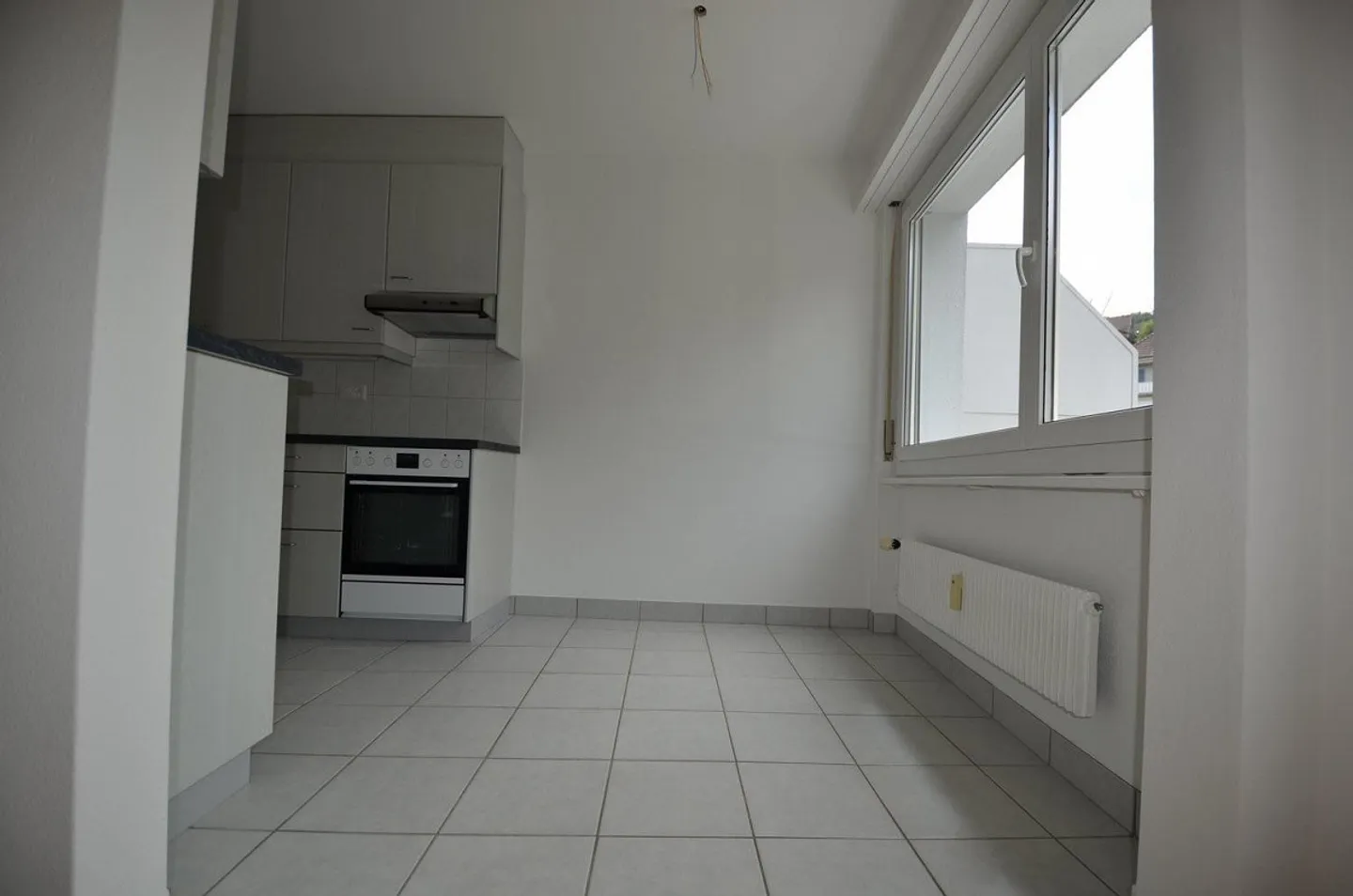 Appartement en attique de 2,5 pièces - Photo 3 sur 8