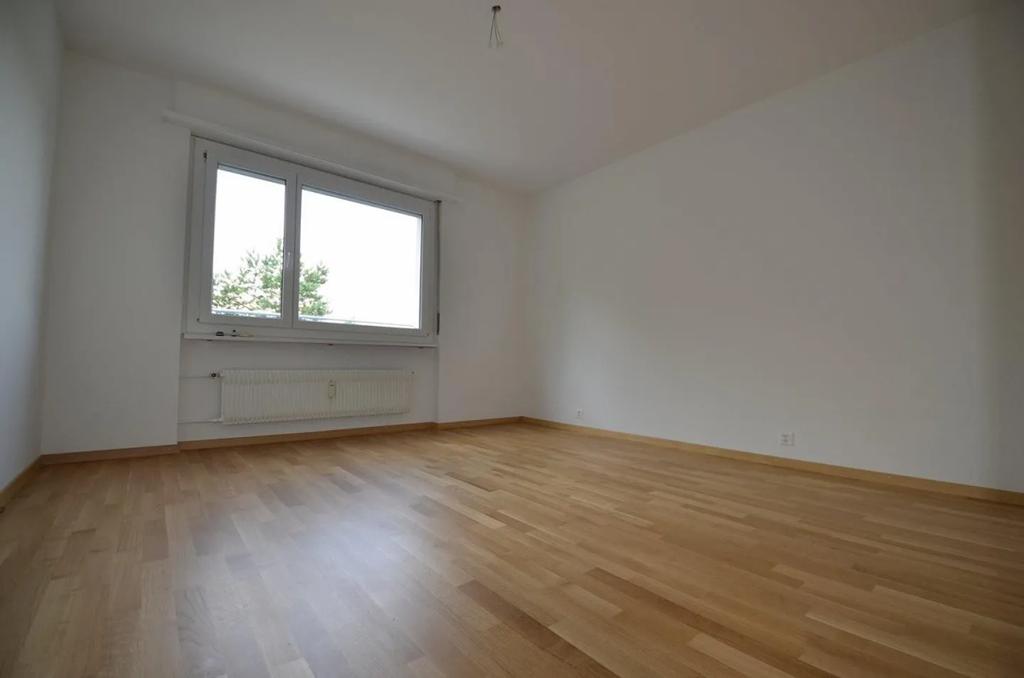 Appartement en attique de 2,5 pièces - Photo 6 sur 8