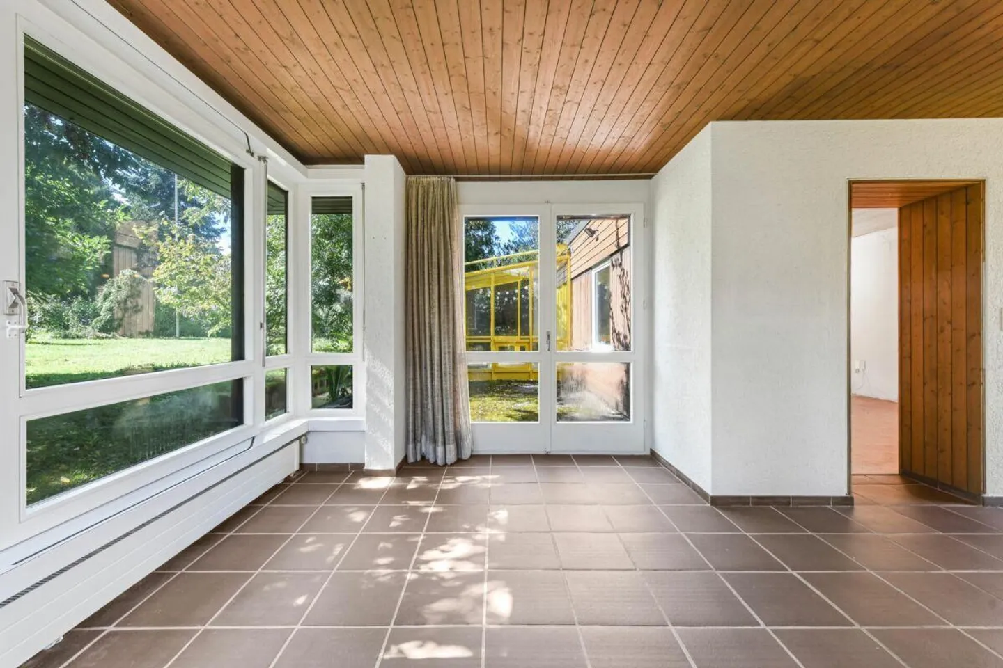 Living with Charm: Detached Villa with Large Garden in a Quiet Location in Goldach - Photo 22 of 30