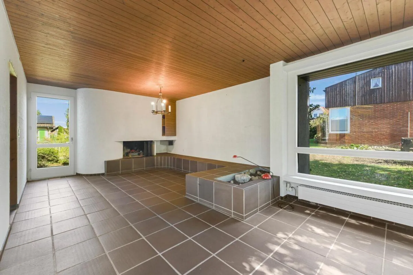 Living with Charm: Detached Villa with Large Garden in a Quiet Location in Goldach - Photo 23 of 30