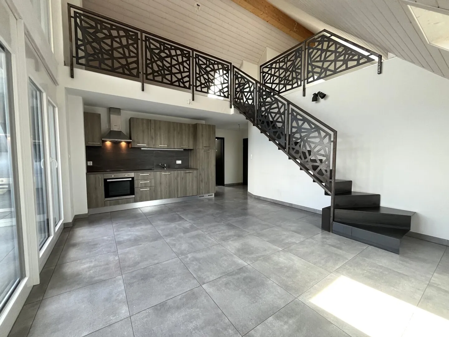 Magnificent 3.5-room duplex with large balcony in Poliez-le-Grand - Photo 1 of 6