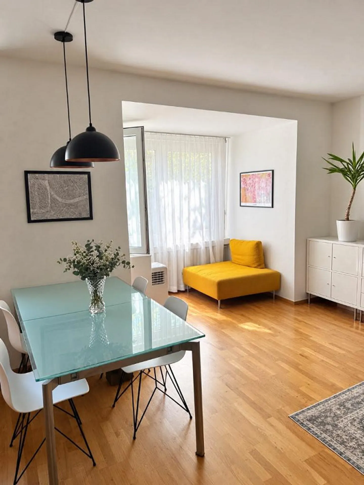 Furnished 2-Room Apartment in Basel - Photo 1 of 7