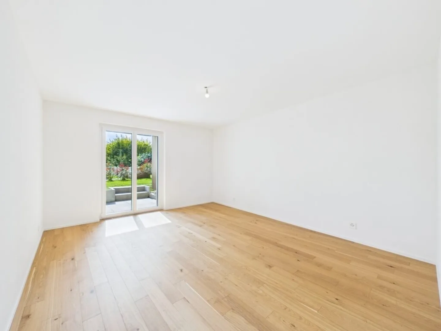 NEUE 3,5-Zimmer-Wohnung mit 108m2 im Gartengeschoss in Bussigny - Foto 4 von 13