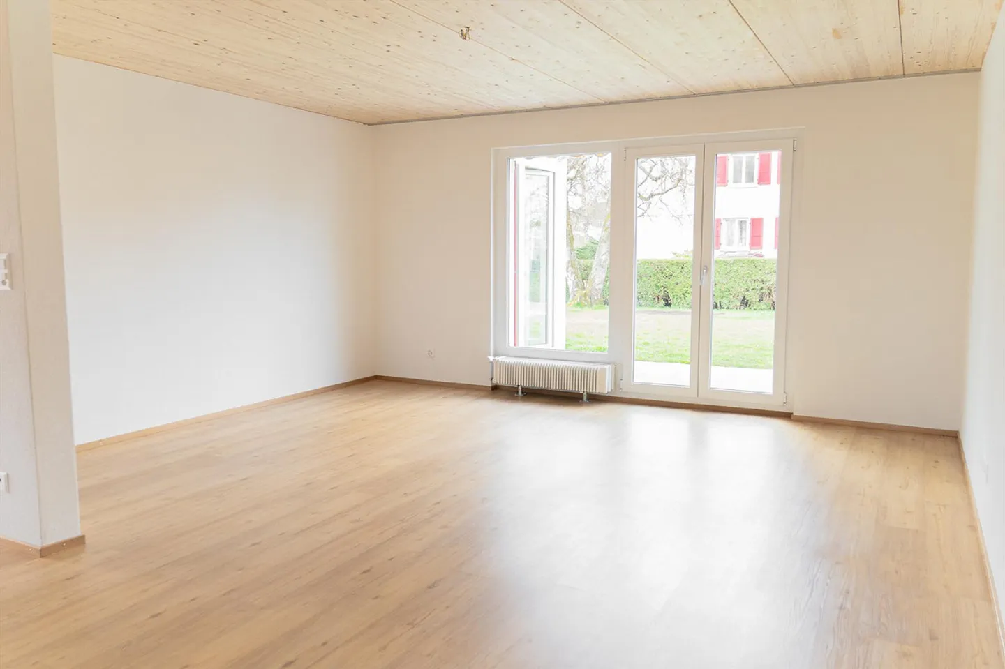 Idyllische 4.5-Zimmerwohnung mit Garten - Foto 7 von 17