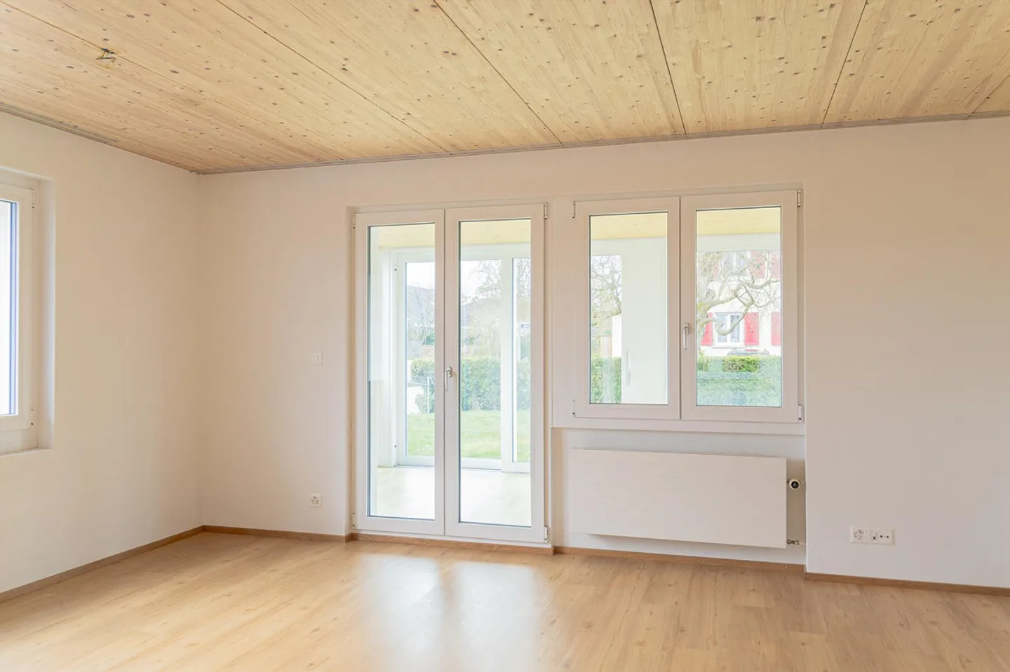 Idyllische 4.5-Zimmerwohnung mit Garten - Foto 8 von 17