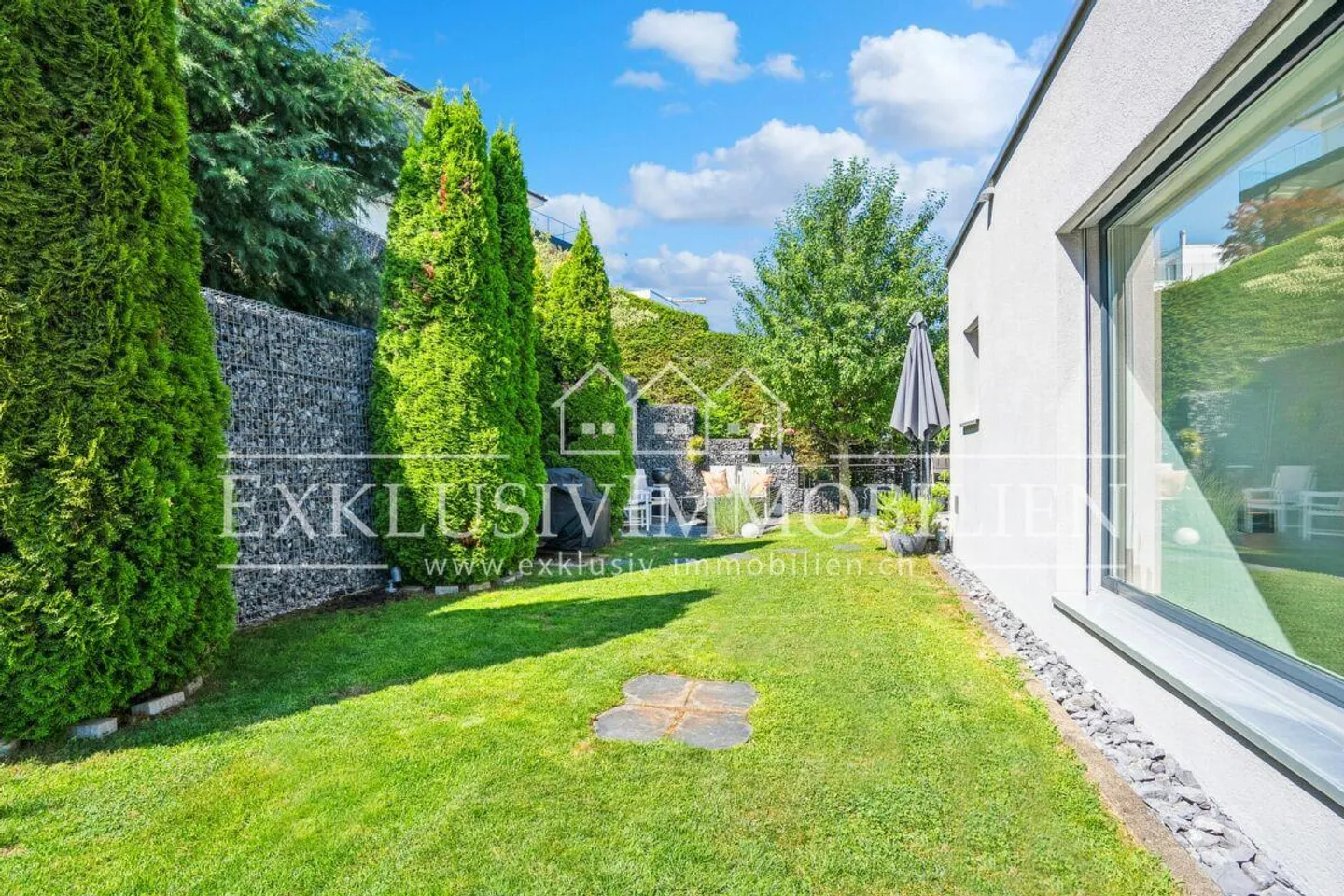 Aussergewöhnliche Villa mit Seesicht - Foto 2 von 7