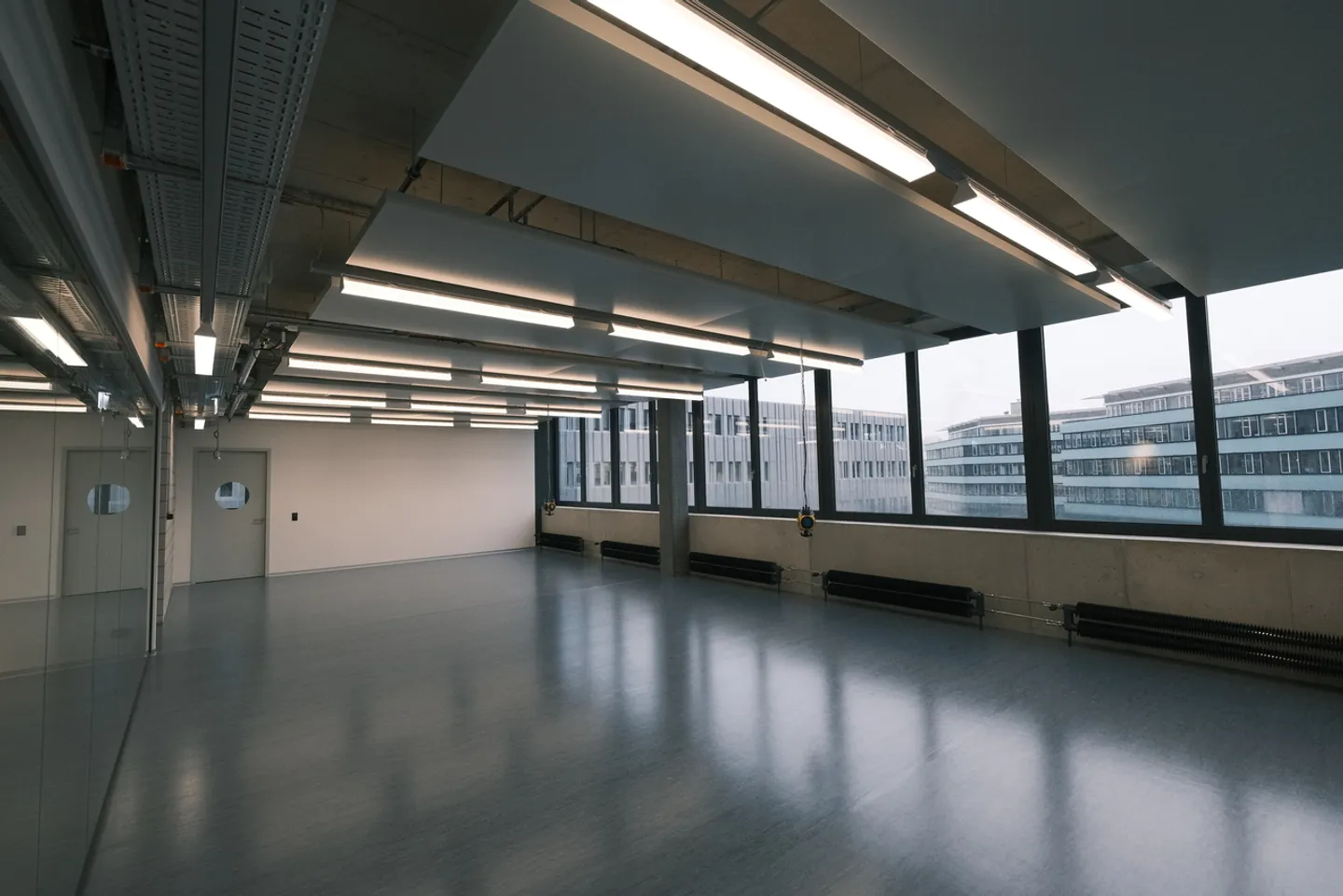 Attraktive Büro-, Labor- oder Produktionsfläche in Altstetten 405 m² - Foto 2 von 13