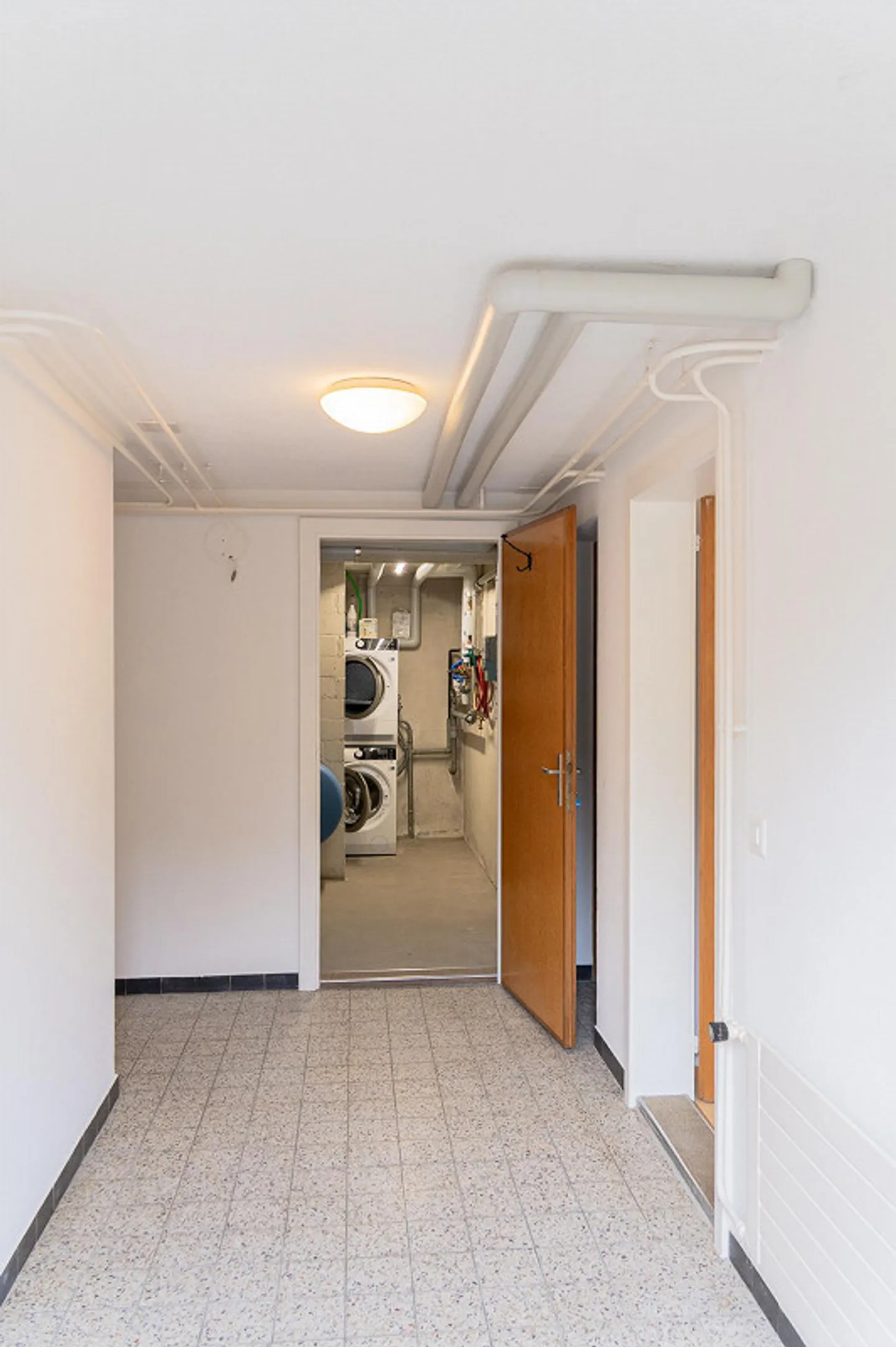 Idyllische 4.5-Zimmerwohnung mit Garten - Foto 11 von 17