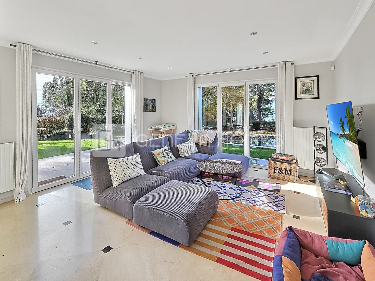 Villa affascinante ed elegante nel cuore di Anières - Foto 4 di 9