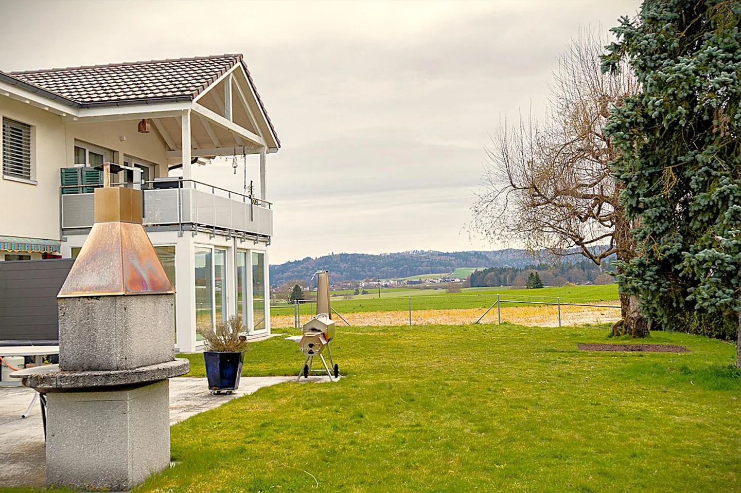 Idyllische 4.5-Zimmerwohnung mit Garten - Foto 15 von 17
