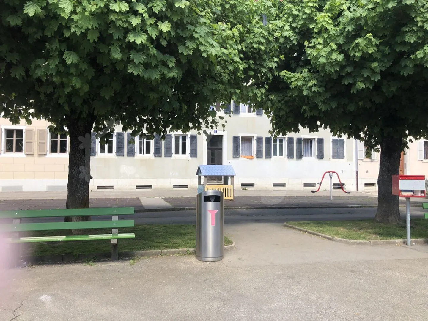 Rue du Puits 18, appartamento 3 locali 2° piano con pitture ristrutturate - Foto 7 di 8