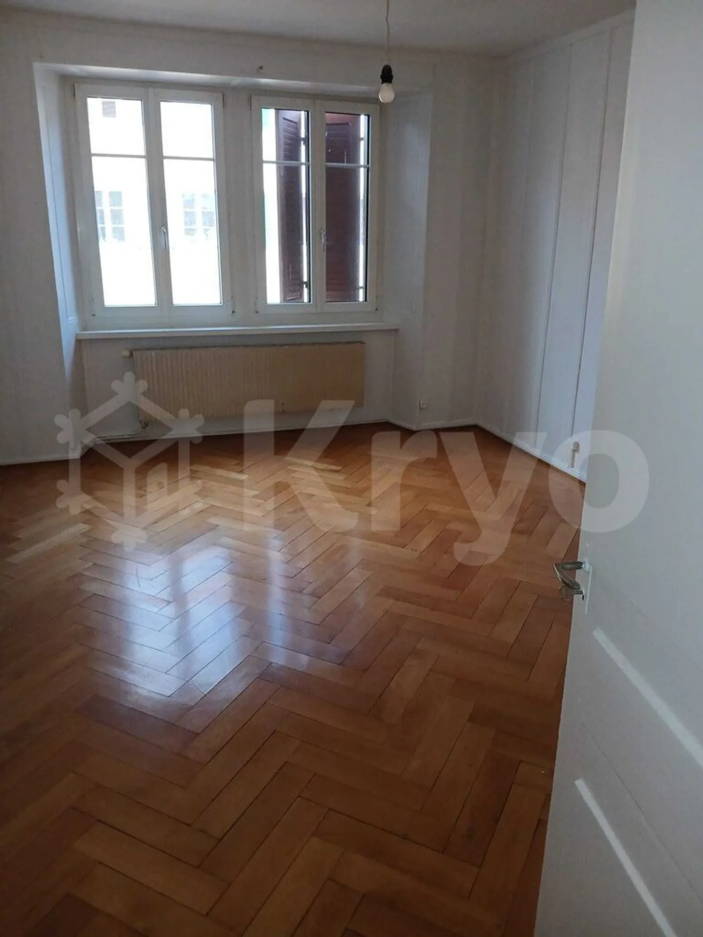 Rue du Puits 18, appartamento 3 locali 2° piano con pitture ristrutturate - Foto 3 di 8