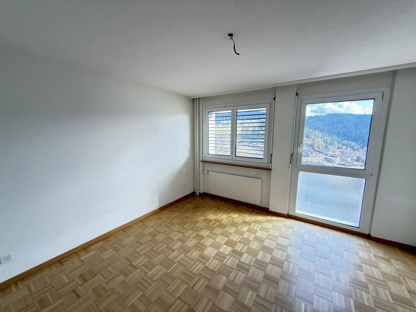A stunning view - 3 months of net rent offered - Photo 8 of 11