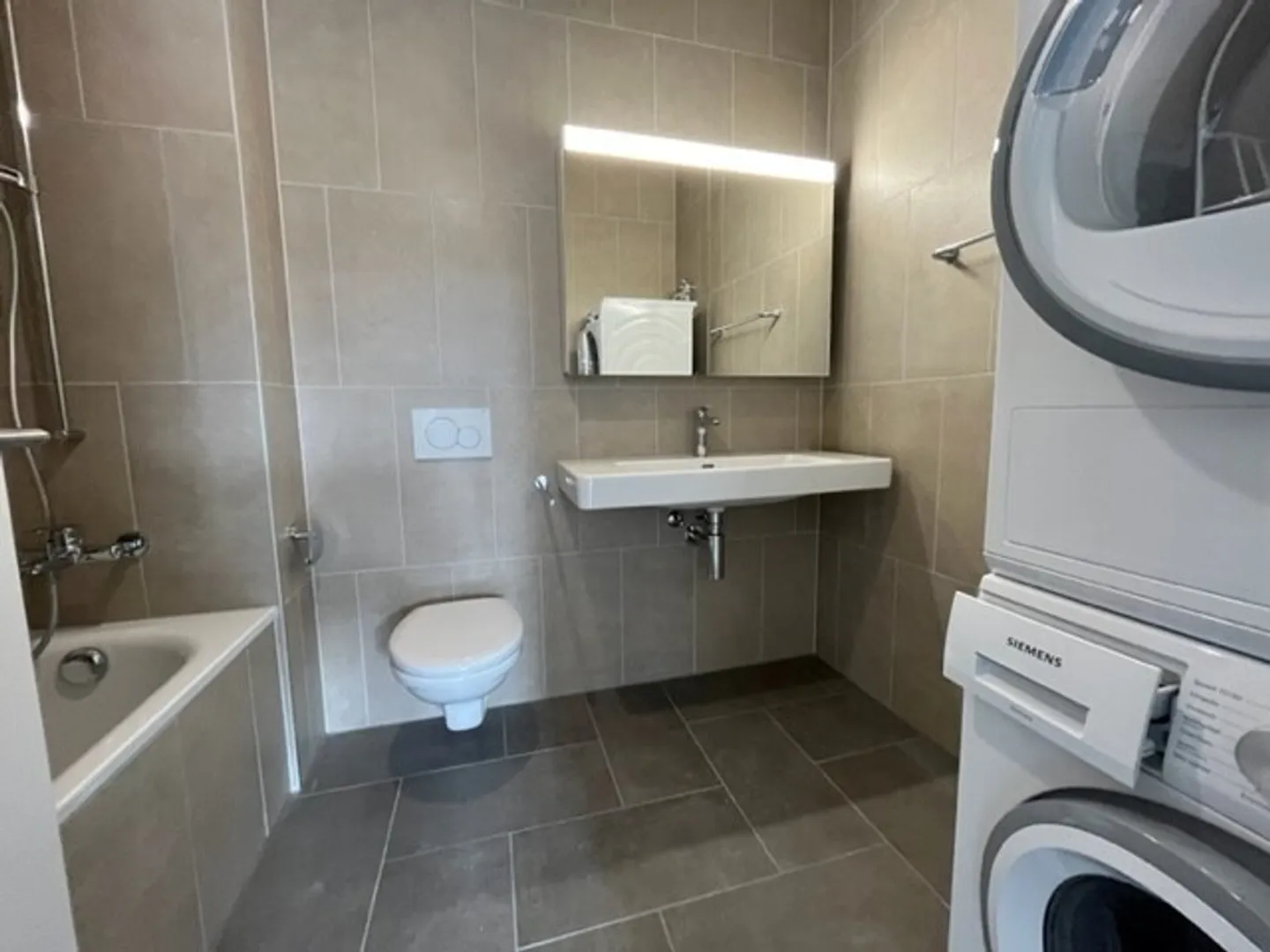 Charmante Wohnung mit Terrasse - Foto 5 von 9