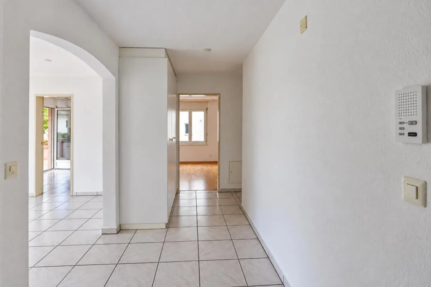 Your new home in Wängi - spacious, sunny and family-friendly - Photo 5 of 27