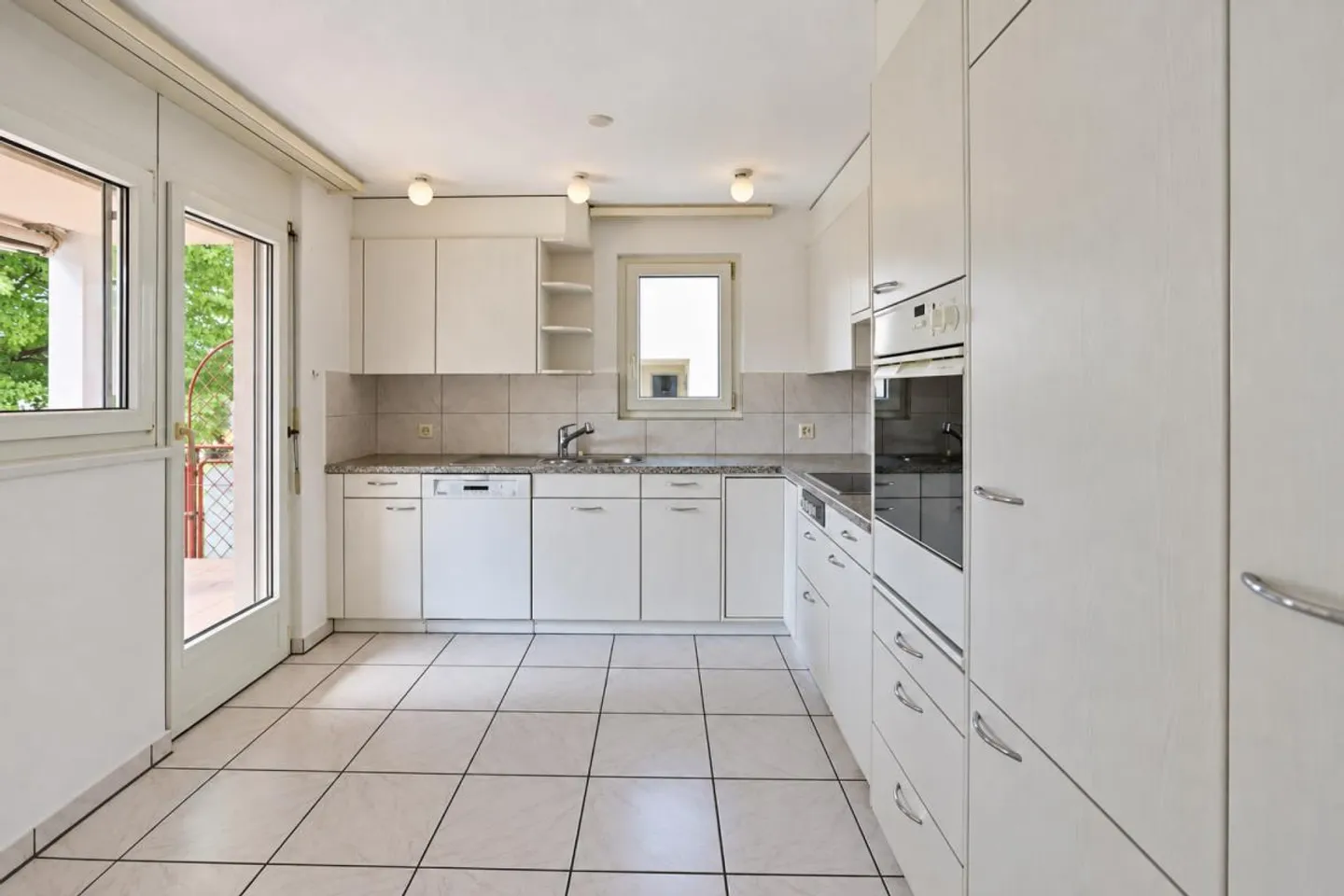 Your new home in Wängi - spacious, sunny and family-friendly - Photo 9 of 27