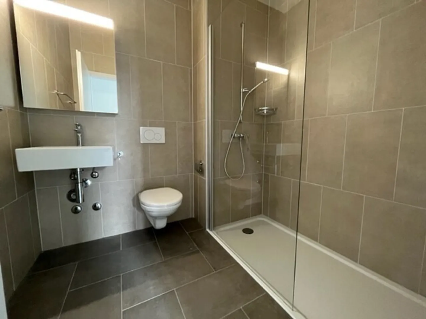 Charmante Wohnung mit Terrasse - Foto 6 von 9