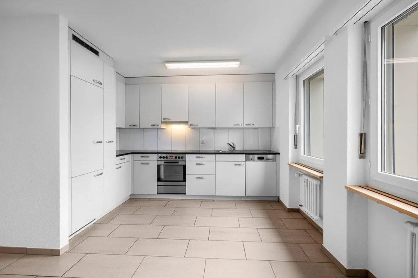 Vivere in una posizione tranquilla e centrale - Foto 2 di 8