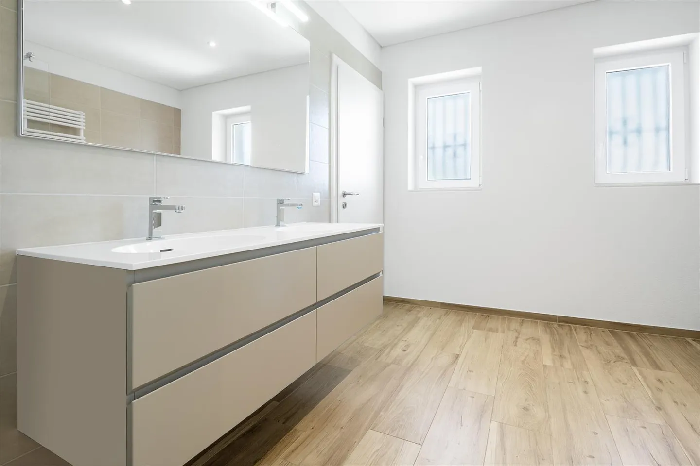 Vivere nel verde con comfort - Foto 9 di 13