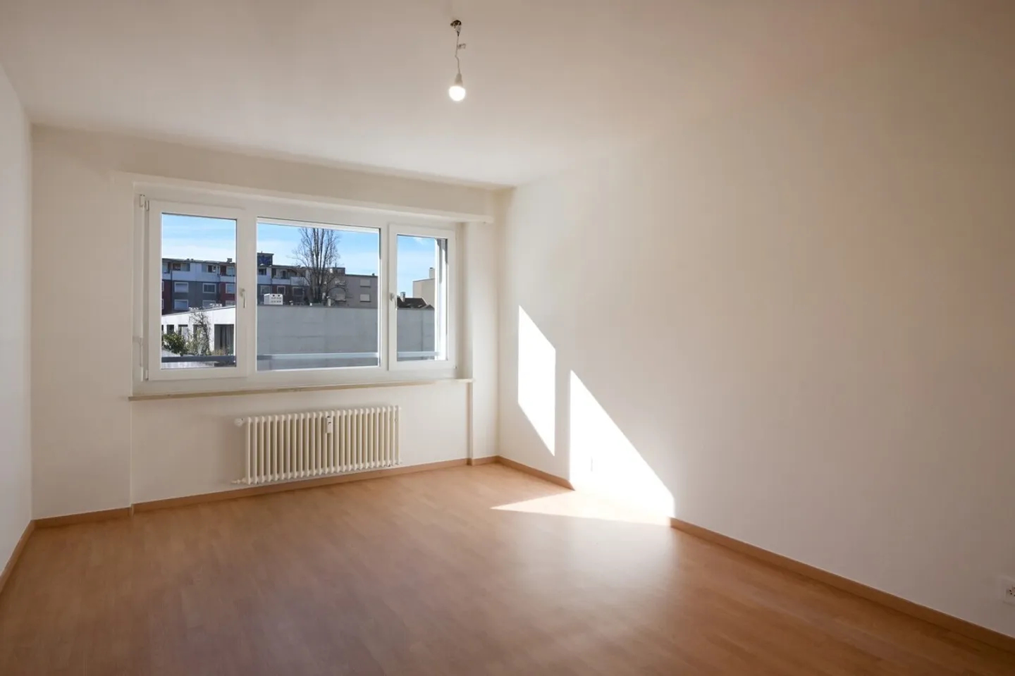 Mattenstrasse 53/55 – Living in a Central Location - Photo 3 of 6