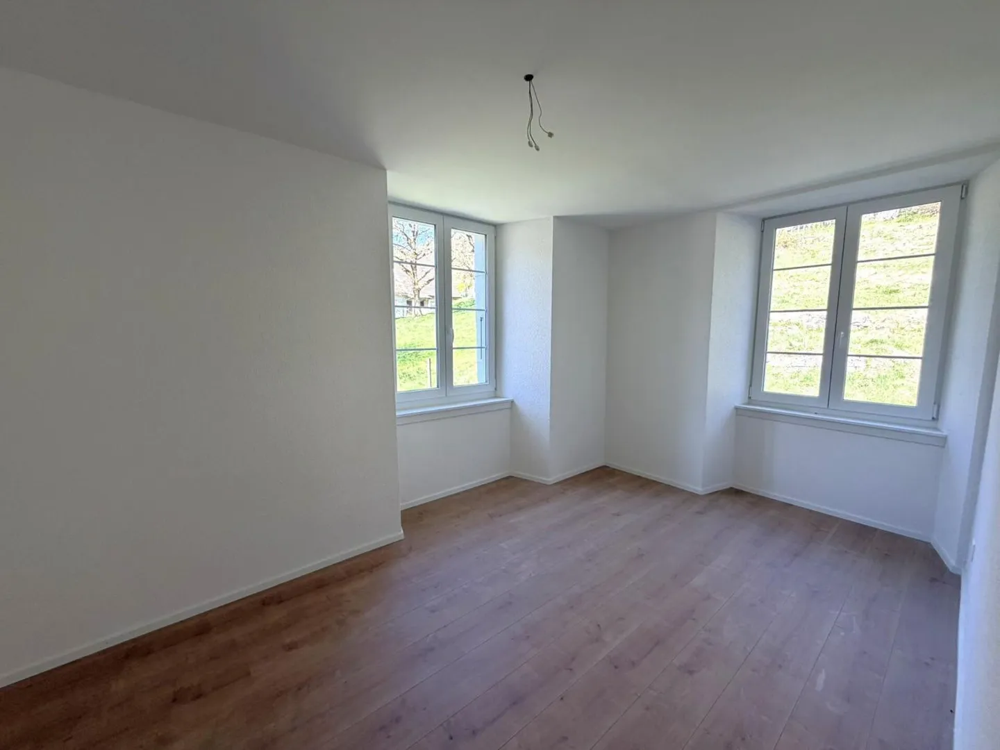 Sonvilier, bellissimo appartamento di 3 stanze, completamente NUOVO - Foto 4 di 6