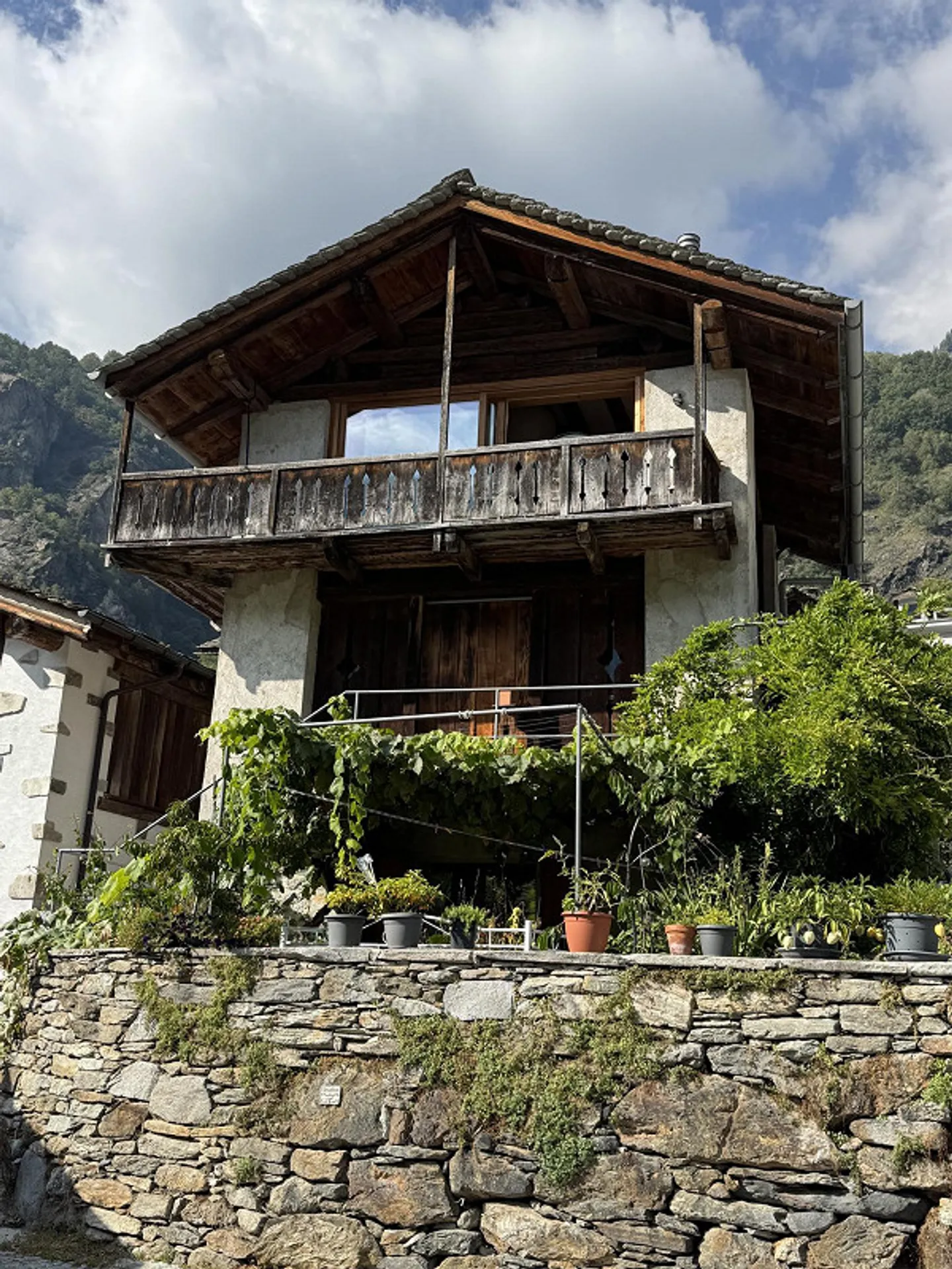 Charmantes Studio mit Aussicht - Foto 1 von 8