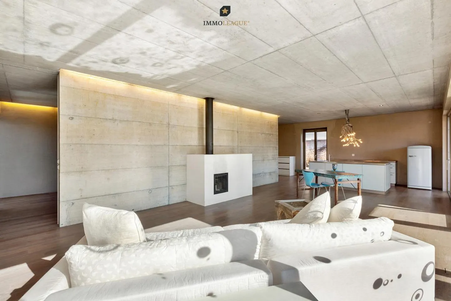 Architektonisches Designhaus in Güttingen - Foto 3 von 11