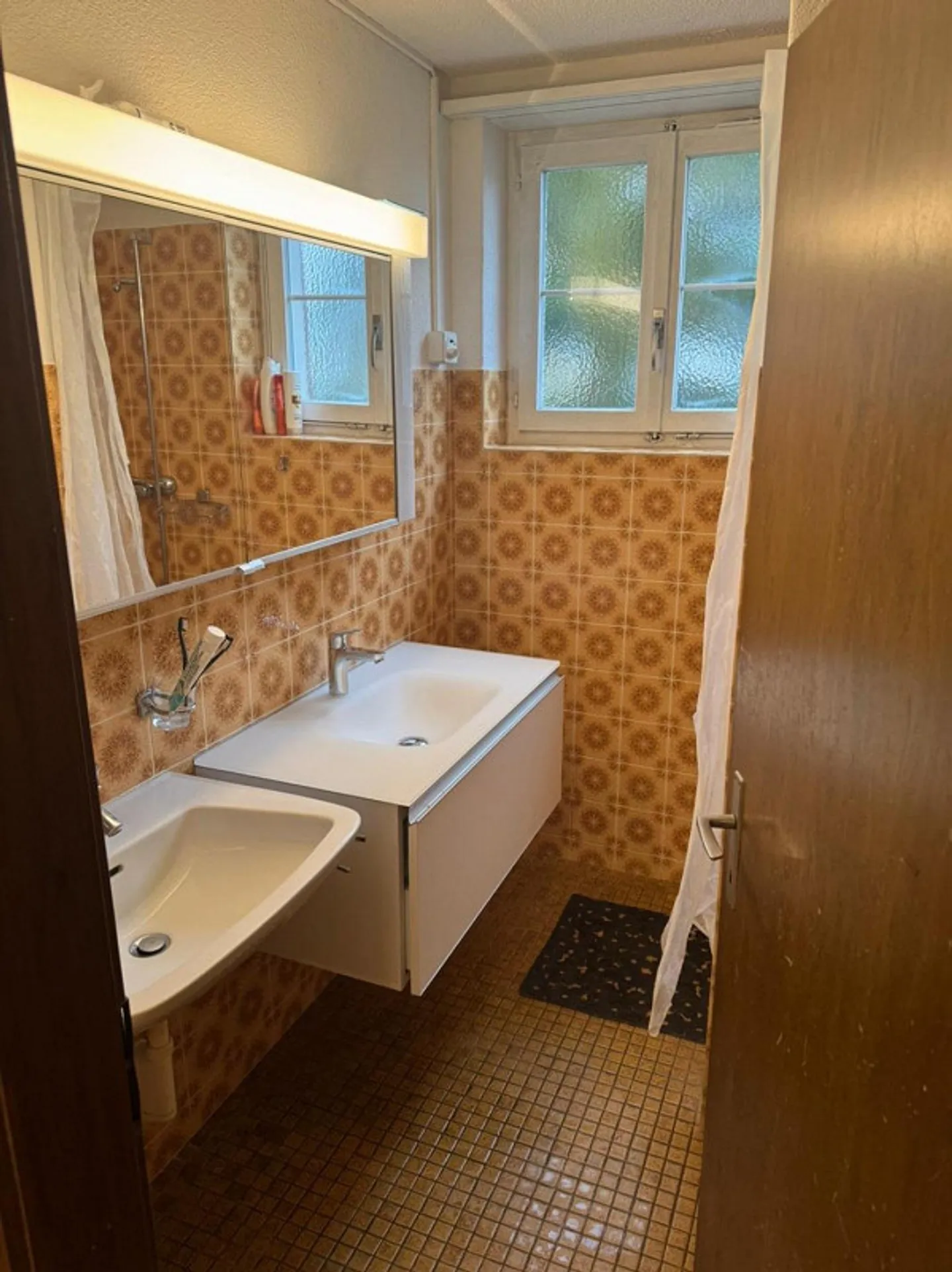 Appartement ancien au centre d'Inwil - Photo 7 sur 8